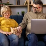 CESU en ligne ordinateur famille aide domicile